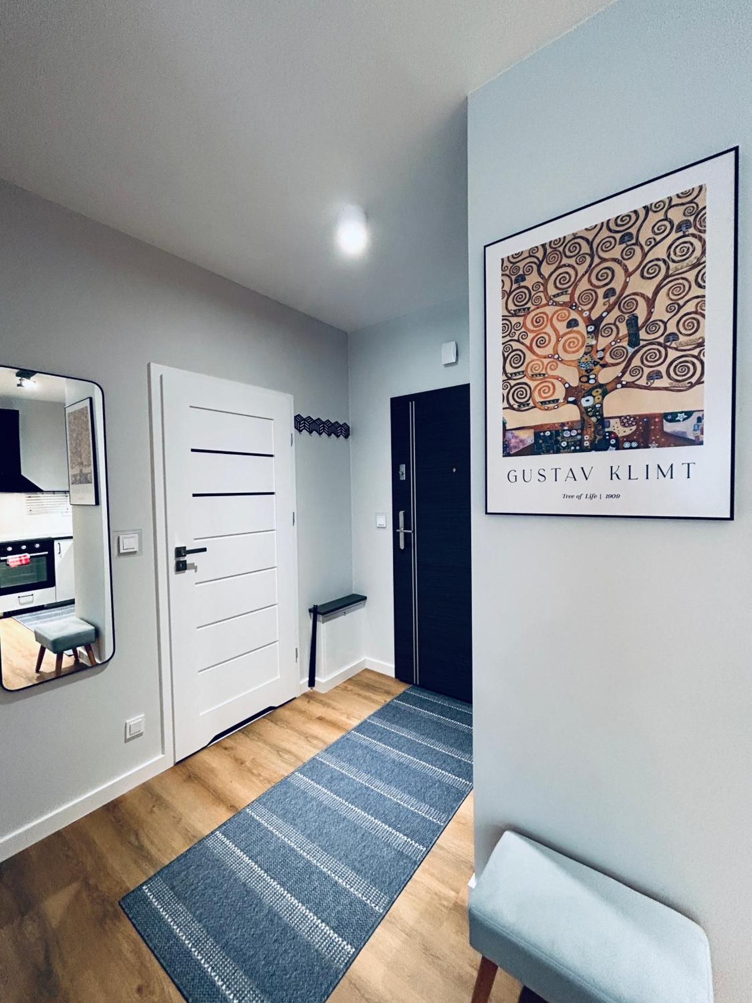 Boleslaviaapartments - Apartament Merci 4, Private Parking Free, Air Condition Boleslawiec  Exterior foto